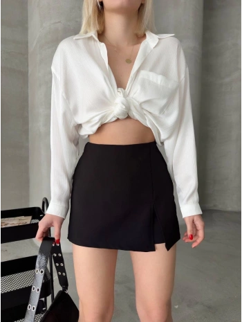 Tek yırtmajlı şort etek