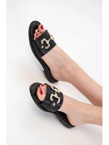 Toha Siyah Cilt Tokalı Terlik