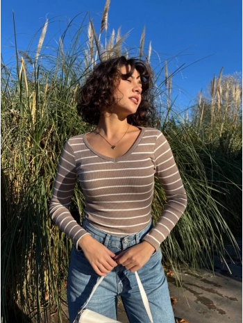 V yaka çizgili bluz bej A3699