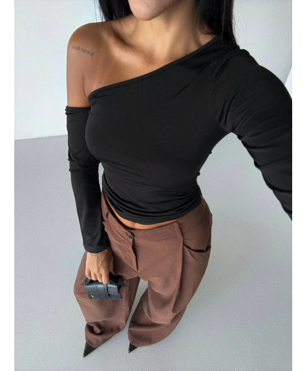 Omuz detaylı kollu bluz siyah f2336