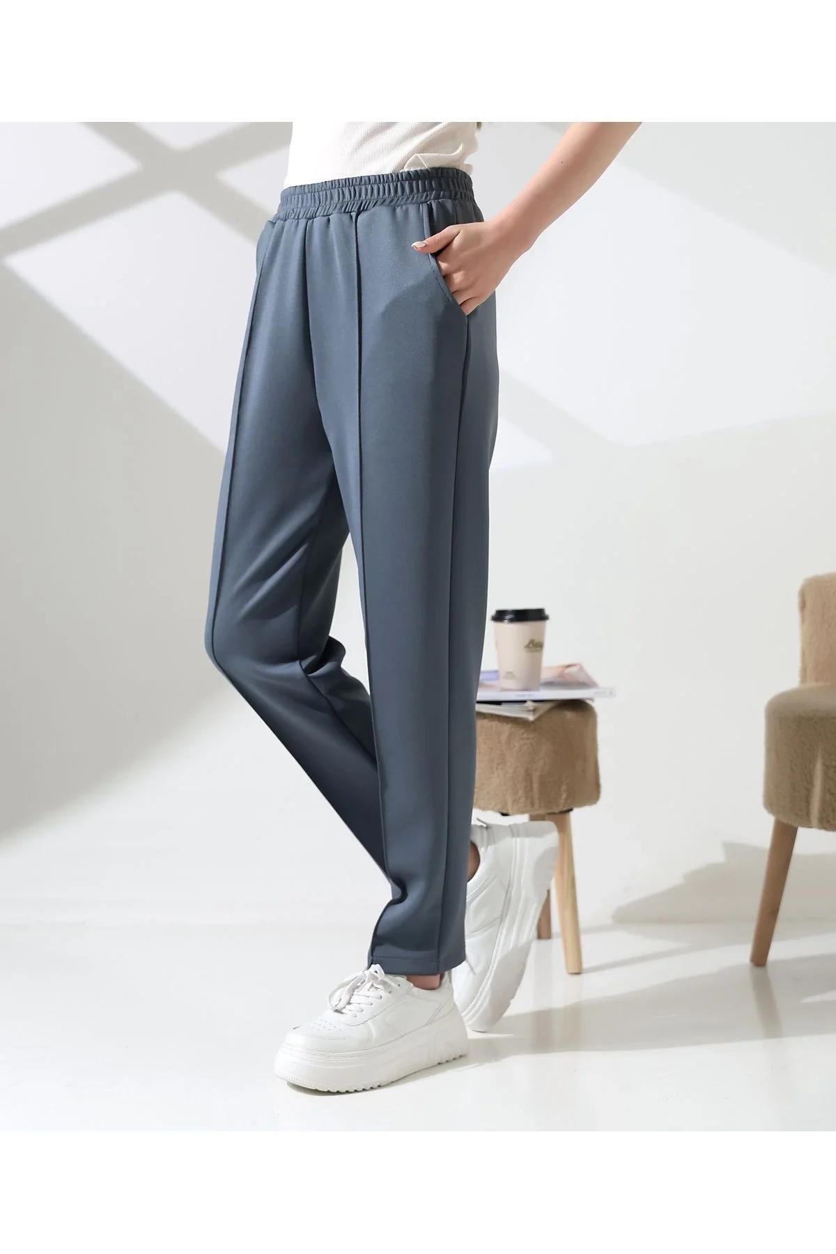 Kadın Yüksek Bel Beli Lastikli Önü Dikişli Scuba Kumaş Jogger Pantolon - Mavi Gri