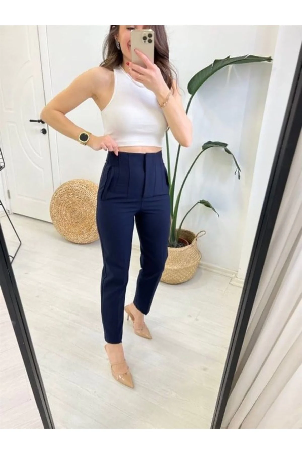 Kadın Yüksek Bel Pens Detaylı Cepli Havuç Kesim Kumaş Pantolon - Lacivert