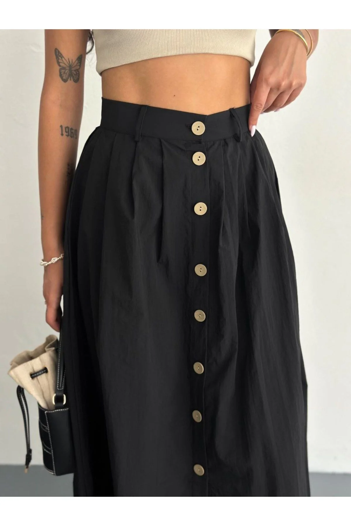 MetuCa Kadın Yüksek Bel Cepli Önden Düğmeli Pileli Cepli Poplin Midi Boy Etek - Siyah