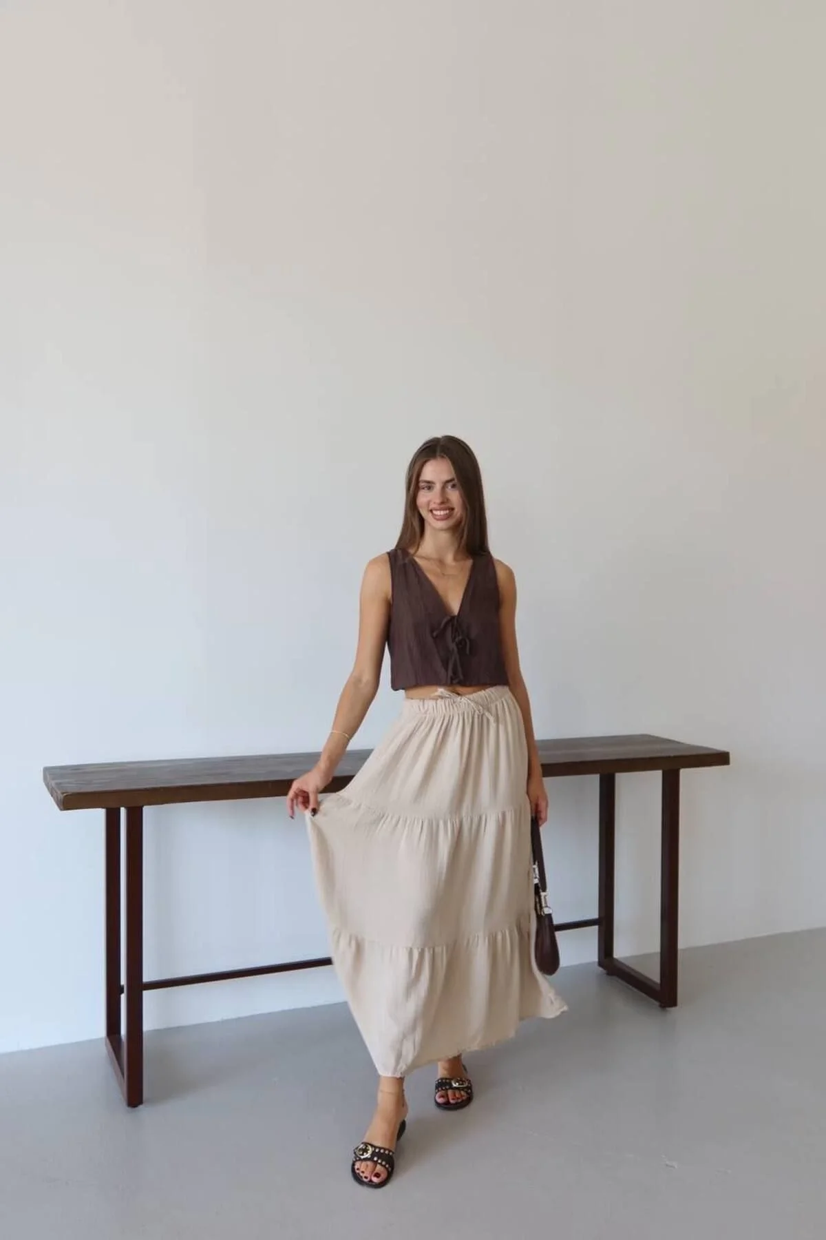 Kadın Yüksek Bel Beli Lastikli ve Bağcıklı Kat Kat Astarlı Poplin Uzun Etek - Bej