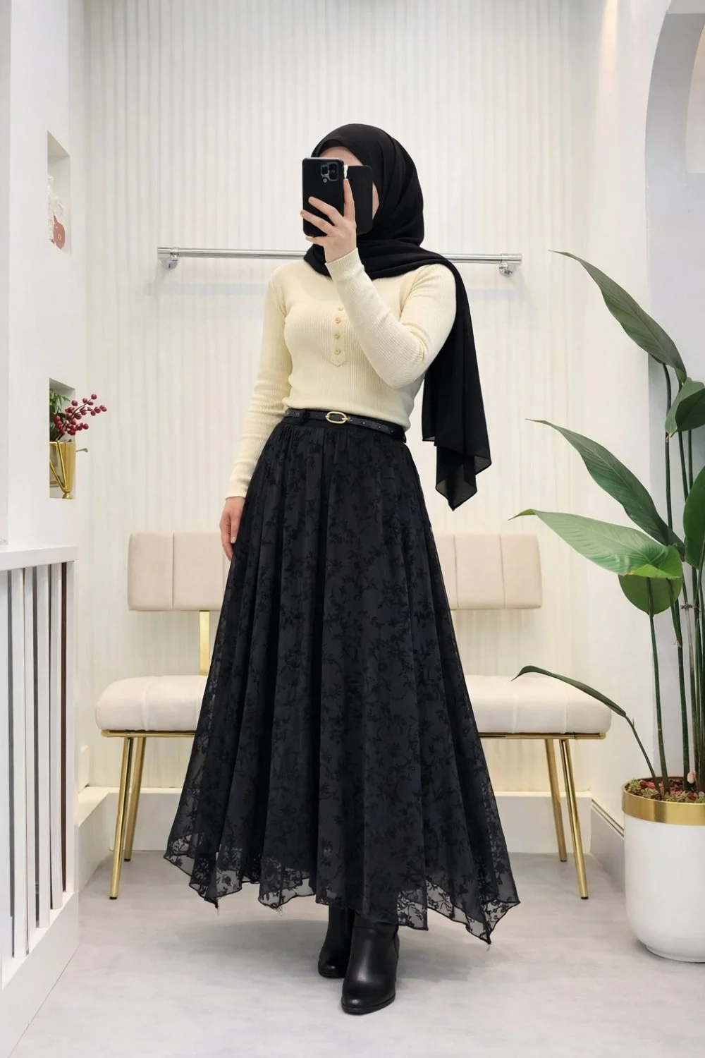 Kadın Siyah Flok Baskılı Çiçek Desenli Tül Astarlı Mevsimlik Uzun Etek