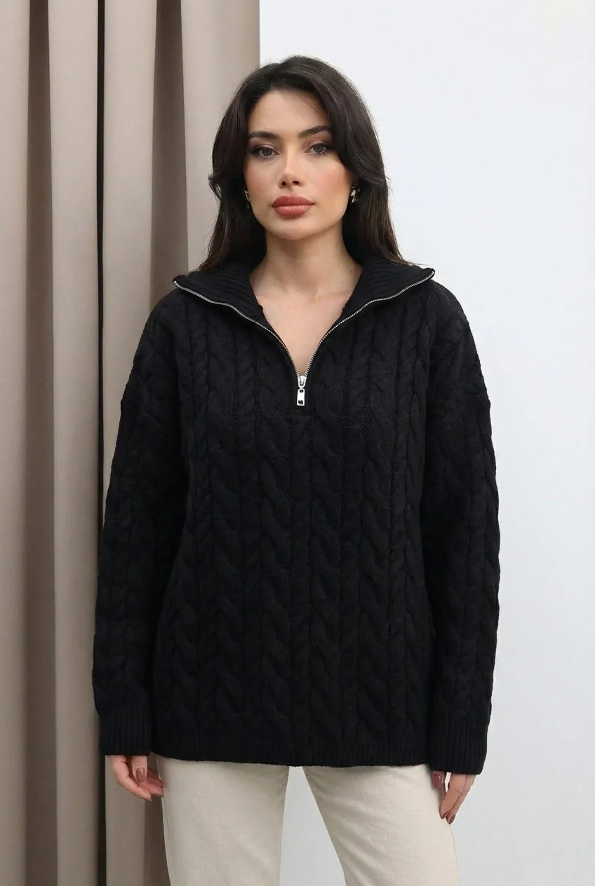 Kadın Siyah Fermuarlı Saç Örgü Desenli Oversize Triko Kazak