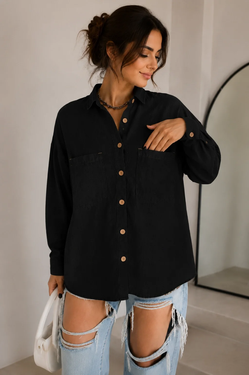 Kadın Siyah Pamuklu Keten Çift Cepli Ahşap Düğme Pinterest Oversize Gömlek