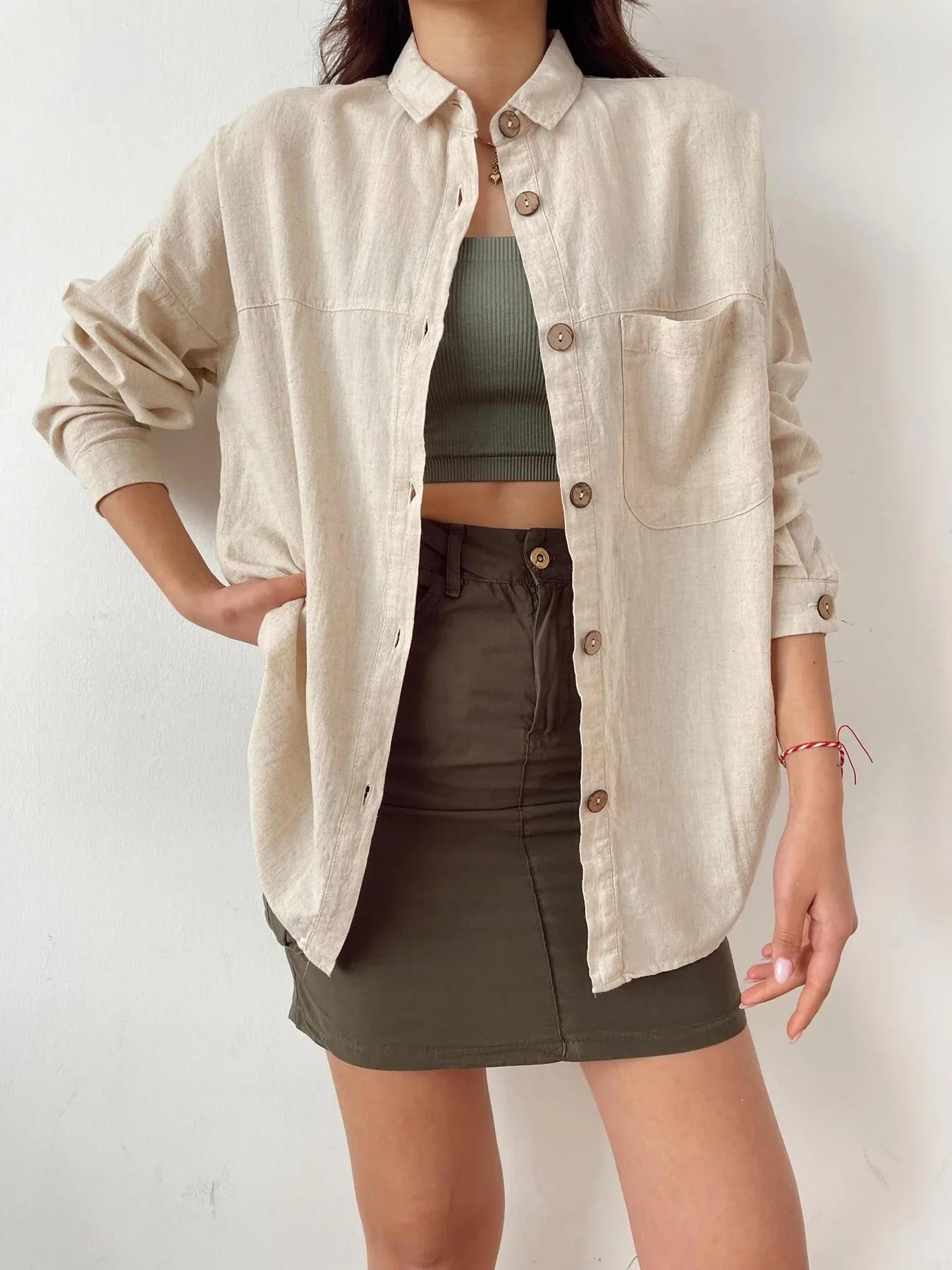 Kadın Bej Pamuklu Keten Tek Cepli Bohem Pinterest Oversize Gömlek