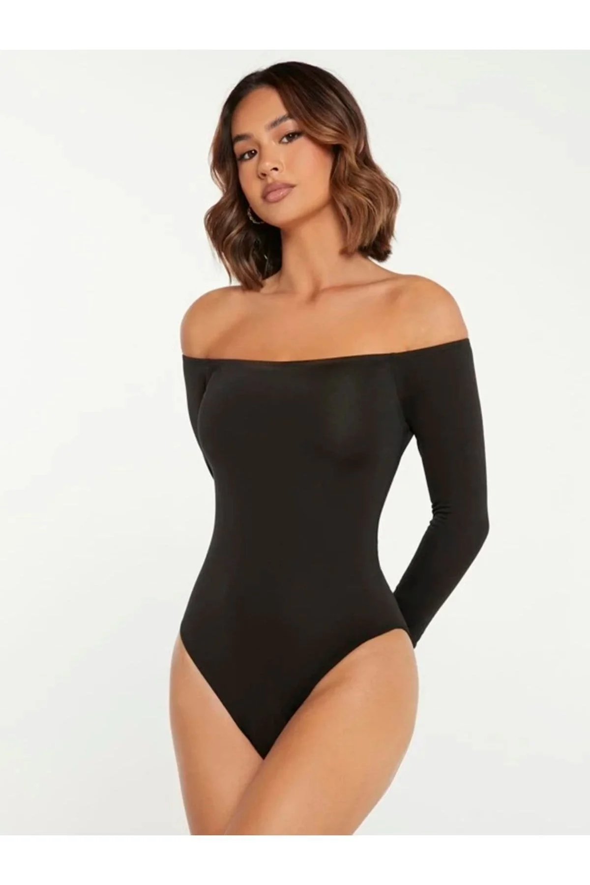 Kadın Siyah Madonna Yaka Uzun Kollu Çift Katlı Sandy Kumaş Çıtçıtlı Bodysuit