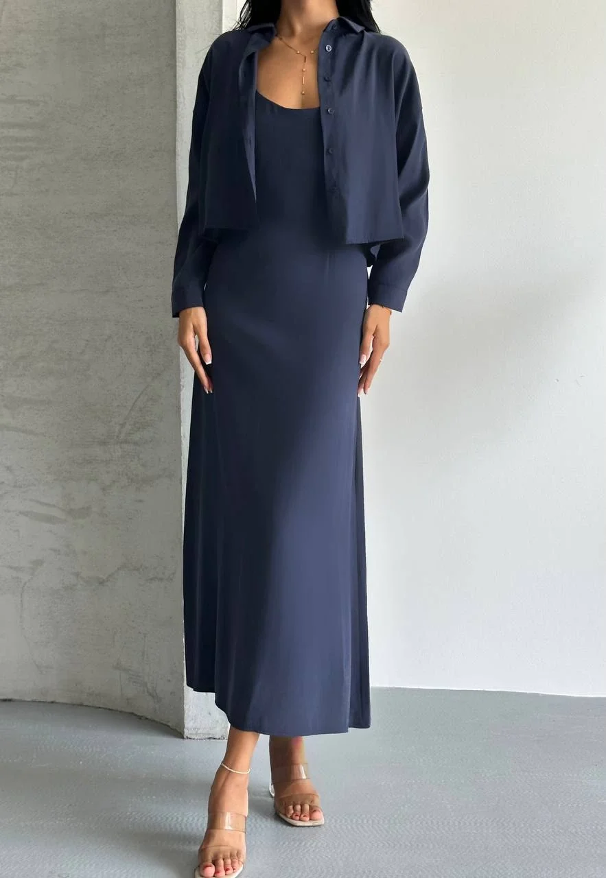 Kadın Lacivert Dokuma Kumaş Crop Gömlek ve U Yaka Askılı Uzun Elbise İkili Takım