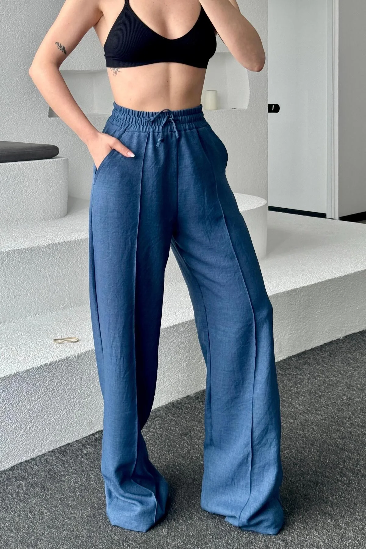 Sofia Kadın İndigo Yüksek Bel Beli Lastikli Dökümlü Keten Palazzo Pantolon