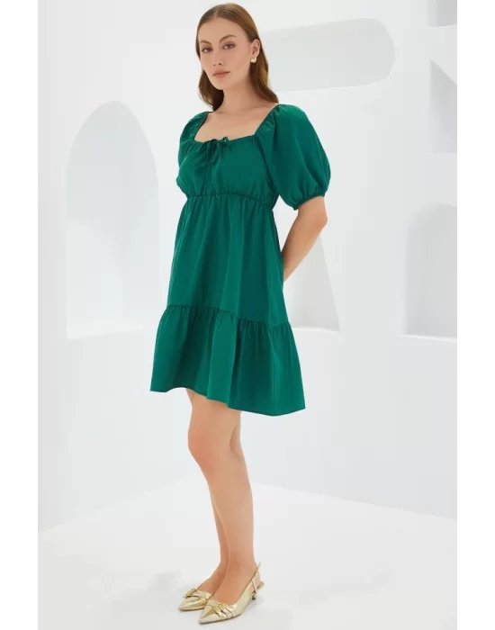 2351 Kloş Poplin Elbise - Y.Zümrüt