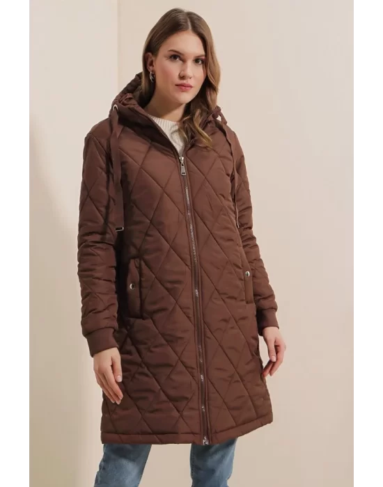 5138 Kapitone Uzun Şişme Mont - Kahverengi