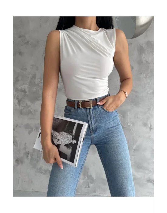 Kadın Beyaz Drapeli Kolsuz Bluz