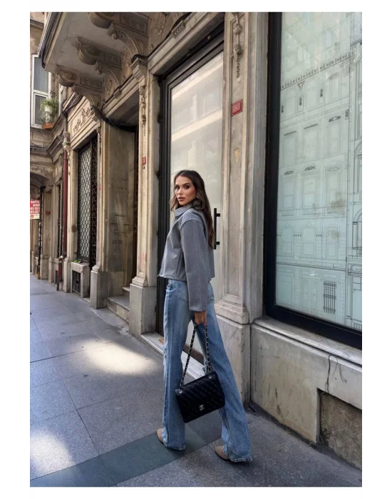 Kadın Gri Oversize Kısa Kalın Gömlek Yaka Fermuarlı Kaşe Kaban
