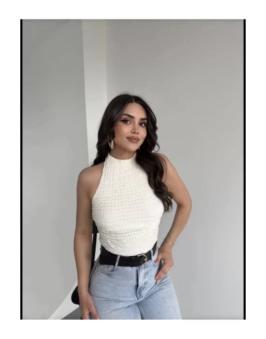 Halter Yaka Sırt Dekolteli Crop Bluz