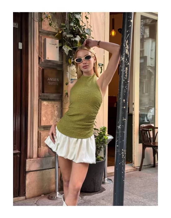 Halter Yaka Sırt Dekolteli Crop Bluz