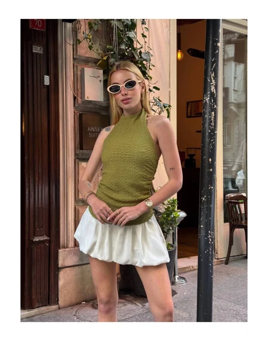 Halter Yaka Sırt Dekolteli Crop Bluz