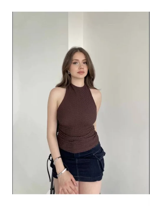 Halter Yaka Sırt Dekolteli Crop Bluz