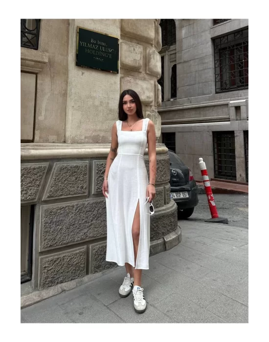 Bağcıklı Sırt Detaylı Yırtmaçlı Keten Maxi Elbise – Yazlık Şıklık