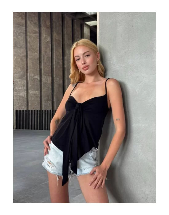 Önü Fiyonk Bağlamalı Asimetrik Askılı Crop Bluz