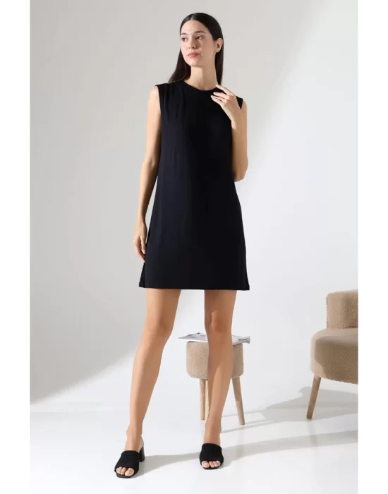 Kadın Siyah Oversize Sıfır Kol Bisiklet Yaka Basic Günlük Içlik Tunik Viscon Kumaş