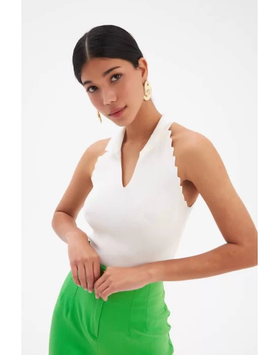 Halter Yaka Crop Bluz