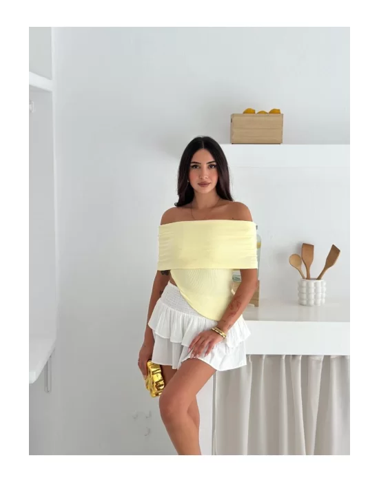 Kadın Asimetrik Kesim Straplez Yaka Ottoman Kumaş Crop Bluz