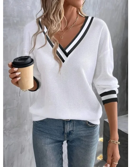 MetuCa Kadın Beyaz Çizgili V Yaka Düşük Omuz Uzun Kollu Waffle Kumaş Kazak Bluz