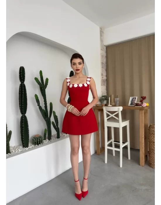 Alyosa Çiçek Detaylı Elbise