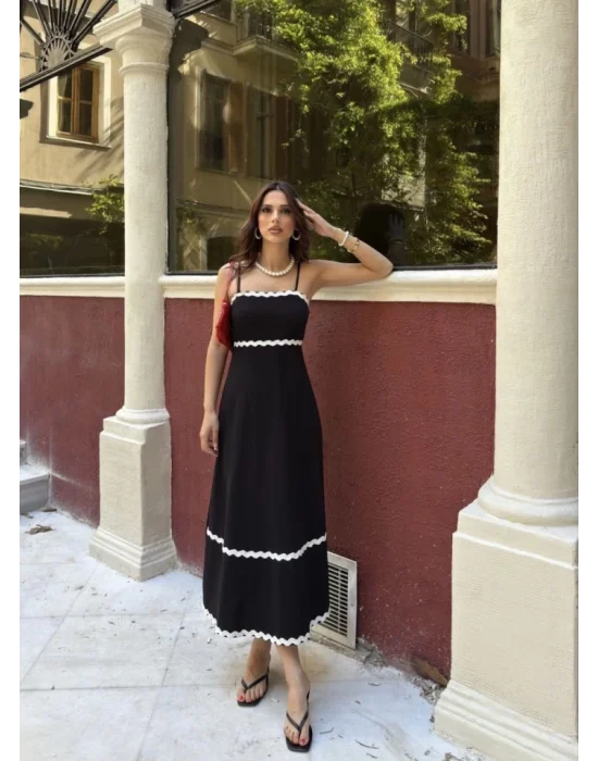 Askılı Uzun Şerit Detaylı Şık Ve Rahat Elbise - Siyah