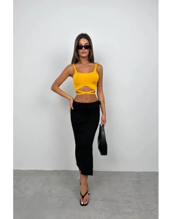 Bel Bağcıklı Crop Bluz