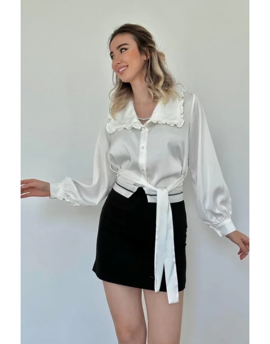 Kahverengi Yakası Fırfırlı Kuşaklı Saten Gömlek