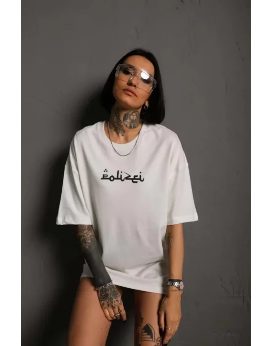 Bisiklet Yakalı Sırt Baskılı Oversize T-Shirt - Beyaz