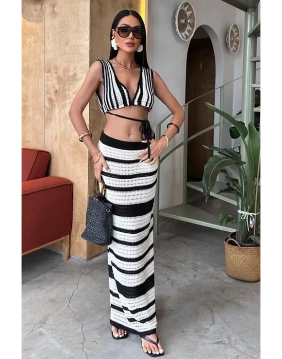 Çizgili Bikini Üst Ve Etek Triko Takım 10110