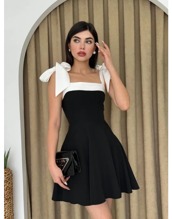 Cloche Omuzu Fiyonklu Elbise