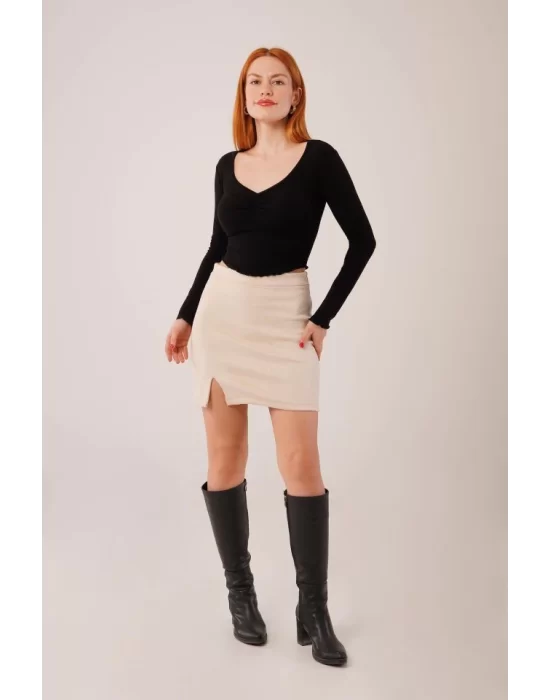 Geniş Yaka Siyah Basic Body Bluz