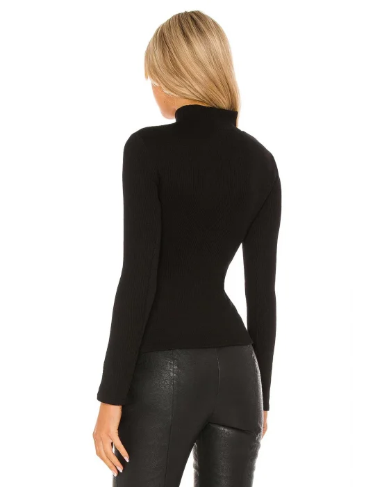 Göğüs Detaylı Bluz