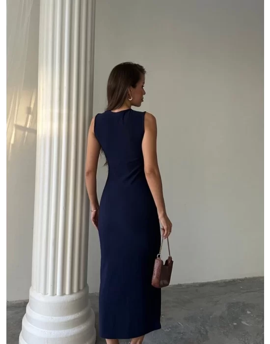 Kadın Bisiklet Yaka Broş Detay Yırtmaçlı Maxi Boy Ottoman Elbise