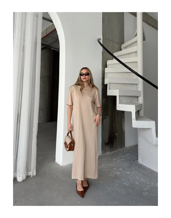 MetuCa Kadın Bej Modal Kumaş Yanları Yırtmaçlı Salaş Uzun Tişört Elbise İç Göstermez