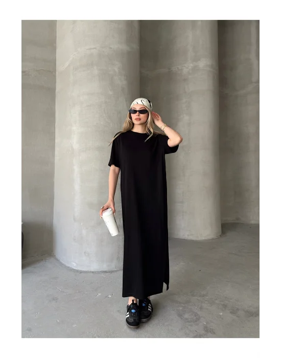 MetuCa Kadın Siyah Modal Kumaş Yanları Yırtmaçlı Salaş Uzun Tişört Elbise İç Göstermez