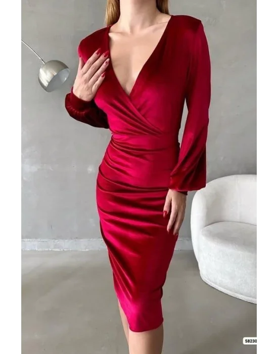 Kadın Kadife Kumaş Kruvaze Yaka Balon Kol Ve Yırtmaç Detaylı Midi Boy Elbise