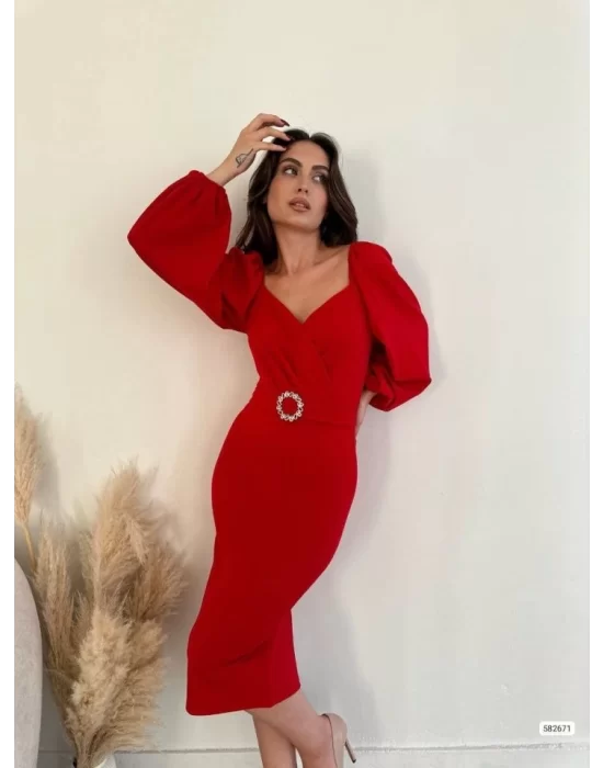 Kadın Kalp Yaka Sırt Dekolteli Kemer Toka Detay Midi Boy Elbise