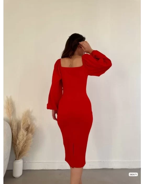 Kadın Kalp Yaka Sırt Dekolteli Kemer Toka Detay Midi Boy Elbise
