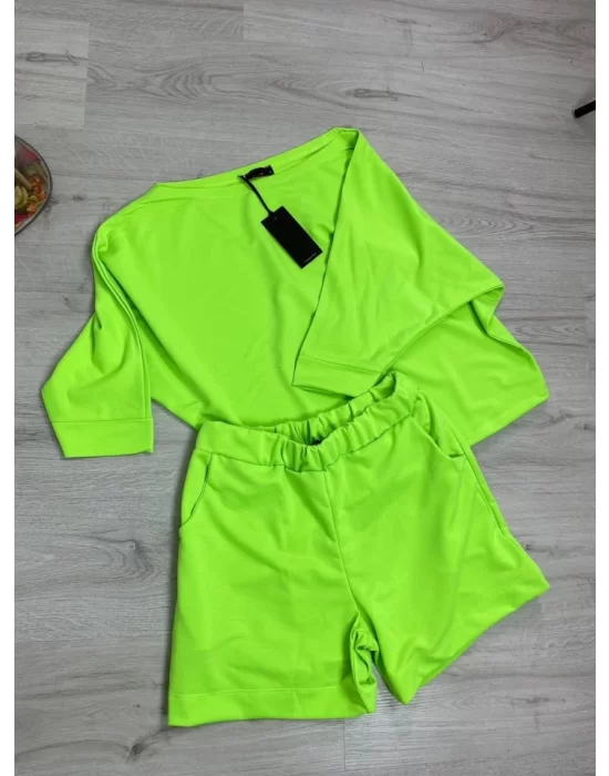 Kadın Kayık Yaka Oversize Asimetrik Bluz Ve şort Iki Iplik Takım