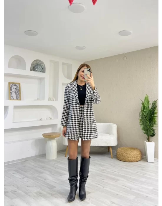 Kadın Kazayağı Desen Vatka Detay Kaban Ve Yüksek Bel Etek Ikili Takım