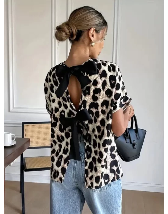 Kadın Kısa Kollu Bisiklet Yaka Arkadan Fiyonk Detaylı Leopar Süprem Bluz