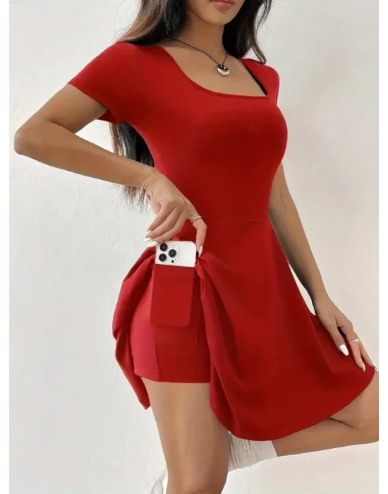 Kadın Kısa Kollu Kare Yaka Short Detaylı Cepli Dalgıç Elbise