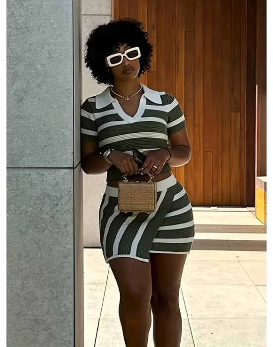 Kadın Kısa Kollu Polo Yaka Crop Asimetrik Mini Triko Etek Ikili Takım