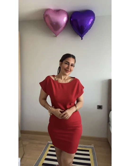Kadın Kısa Kollu Tek Omuz Askı Ve Aksesuar Detay Beli Lastikli Krep Elbise